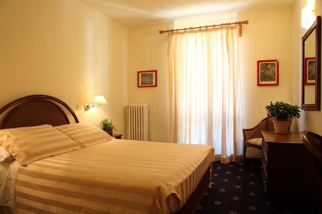 Hotel Valverde Gressoney-la-Trinité Buitenkant foto